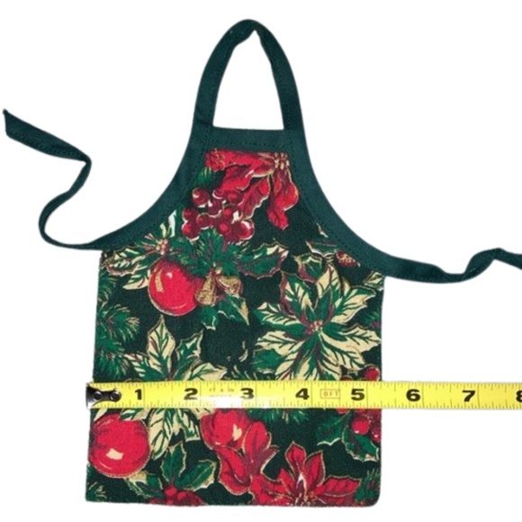 APRON for Wine Bottle or Barbie Doll Novelty Gag - Picture 2 of 3